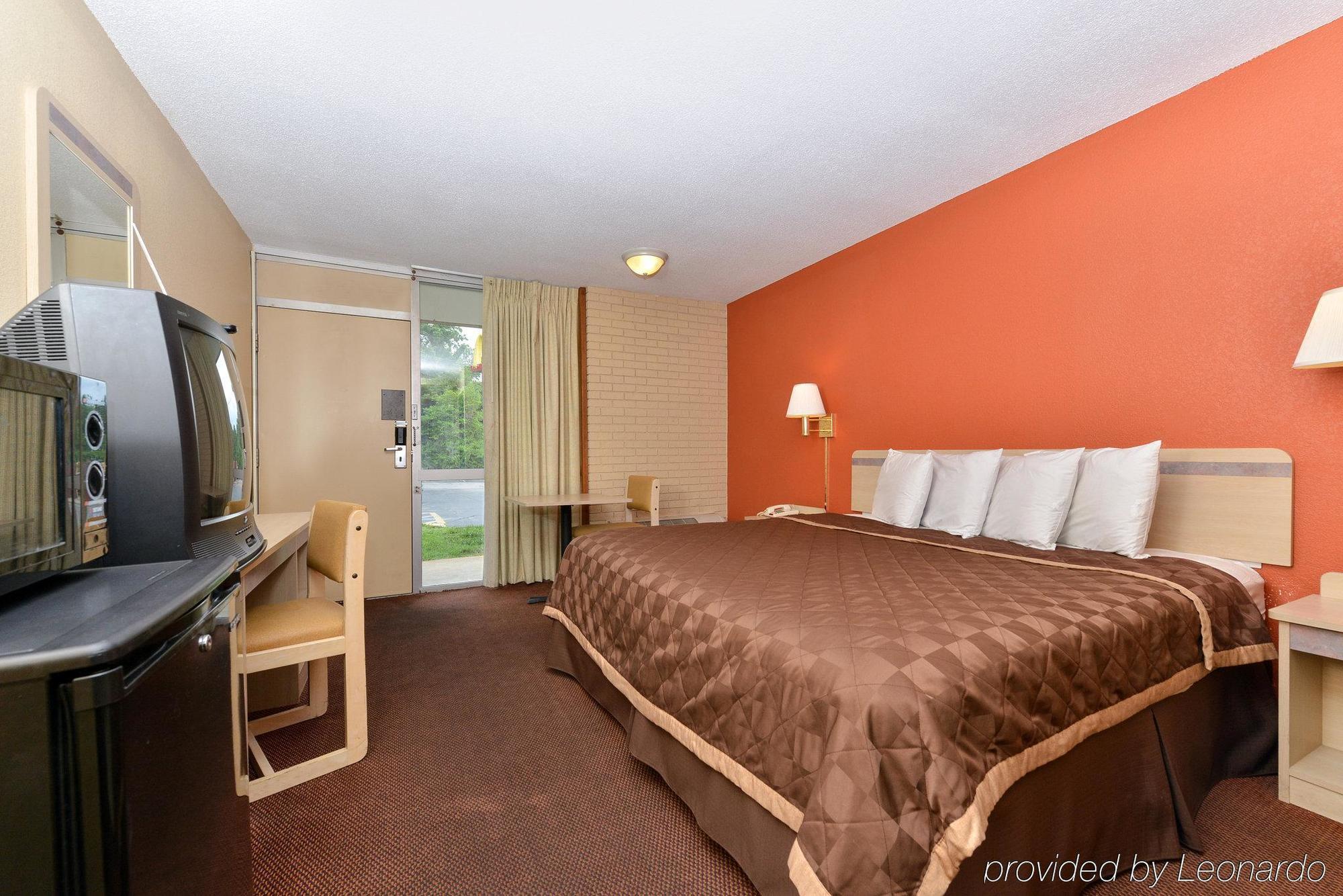 Americas Best Value Inn - Collinsville / St. Louis Exterior photo